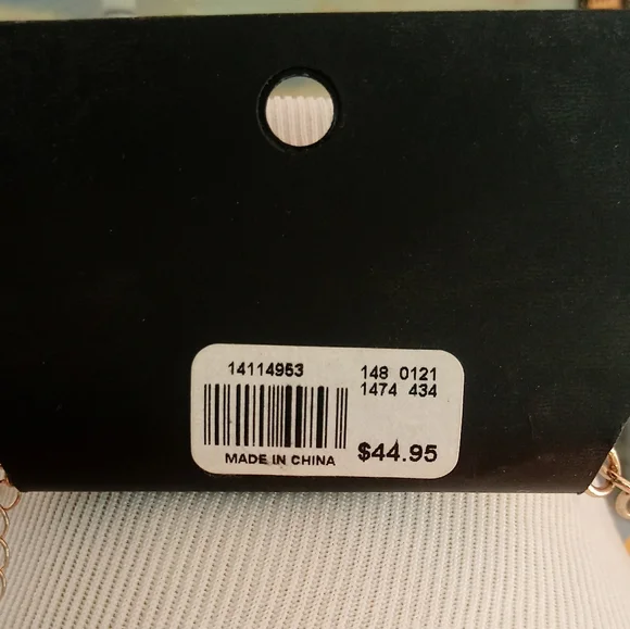 ❇ NWT ❇ The Limited Frosted Ombre´ Layered Statement Necklace, Yellow and Gold - Picture 7 of 7